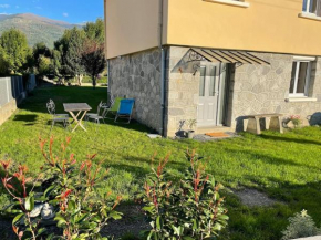 Quartier calme : T2 plain pied avec son jardin Argelès-Gazost